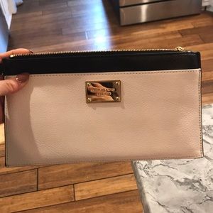 Michael Kors Clutch